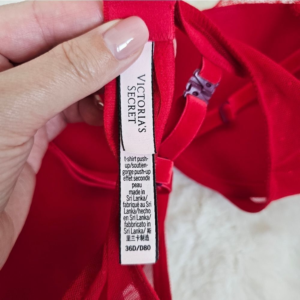 Victoria Secret Bra - Picture 6 of 6